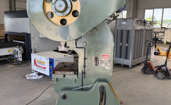 Metalo štampavimo presas 25T JINAOLAN ALP-25J / #310