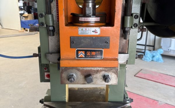 Metalo štampavimo presas 25T JINAOLAN ALP-25J / #310