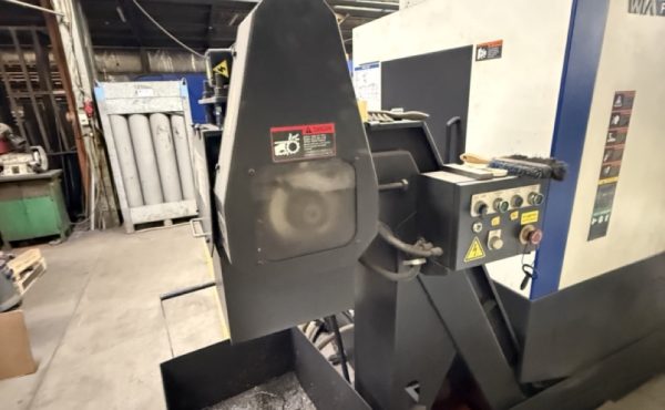Apdirbimo centras HYUNDAI WIA F400 CNC / #312
