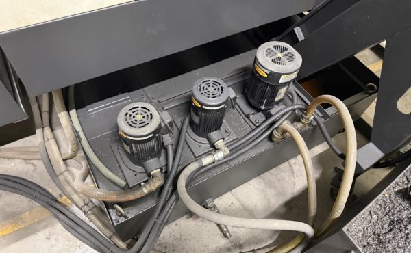 Apdirbimo centras HYUNDAI WIA F400 CNC / #312