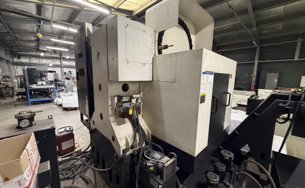Apdirbimo centras HYUNDAI WIA F400 CNC / #312