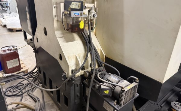 Apdirbimo centras HYUNDAI WIA F400 CNC / #312