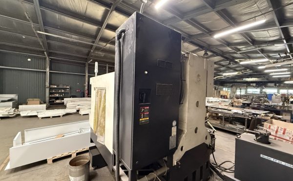 Apdirbimo centras HYUNDAI WIA F400 CNC / #312