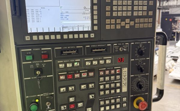Apdirbimo centras HYUNDAI WIA F400 CNC / #312