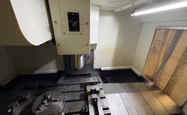 Apdirbimo centras HYUNDAI WIA F400 CNC / #312