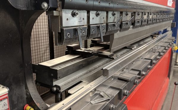 Lenkimo presas AMADA HFE M2 170-3 / #311