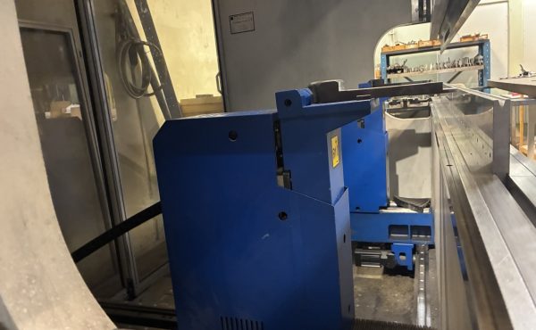 Lenkimo presas TRUMPF TrumaBend V130 130T x 3050 mm / #320